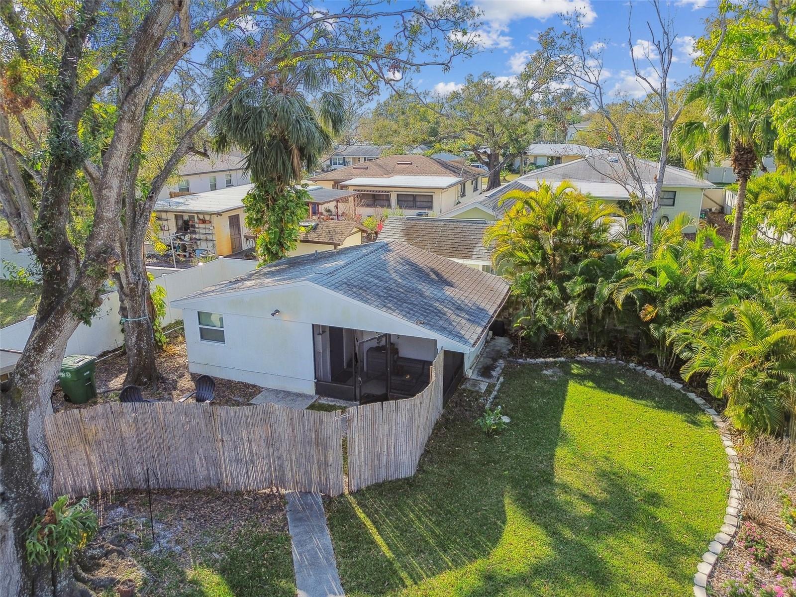 610 N WOODLYNNE AVE, TAMPA, FL, 33609