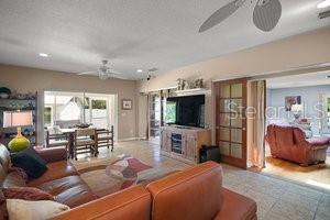 2121 SUZANNE DR, MOUNT DORA, FL, 32757