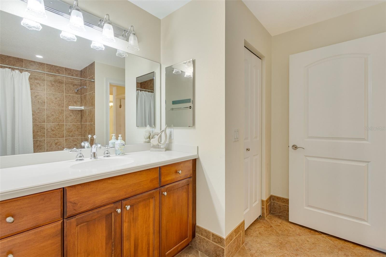 610 RIVIERA DUNES WAY #203, PALMETTO, FL, 34221