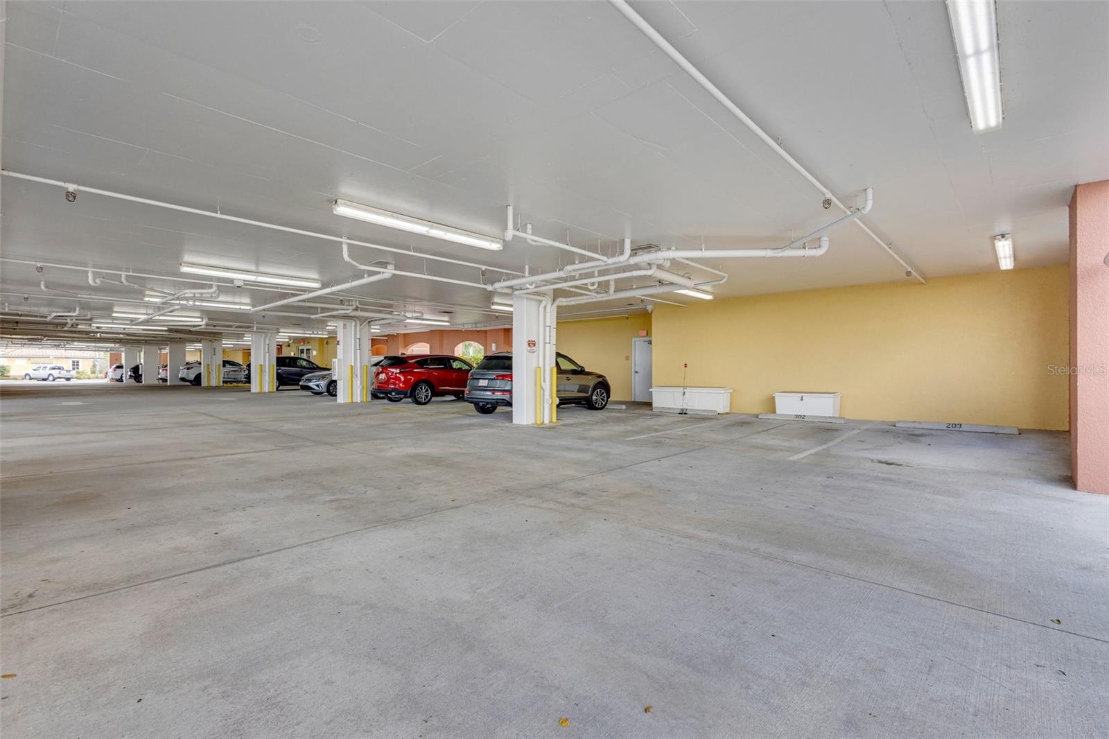 610 RIVIERA DUNES WAY #203, PALMETTO, FL, 34221