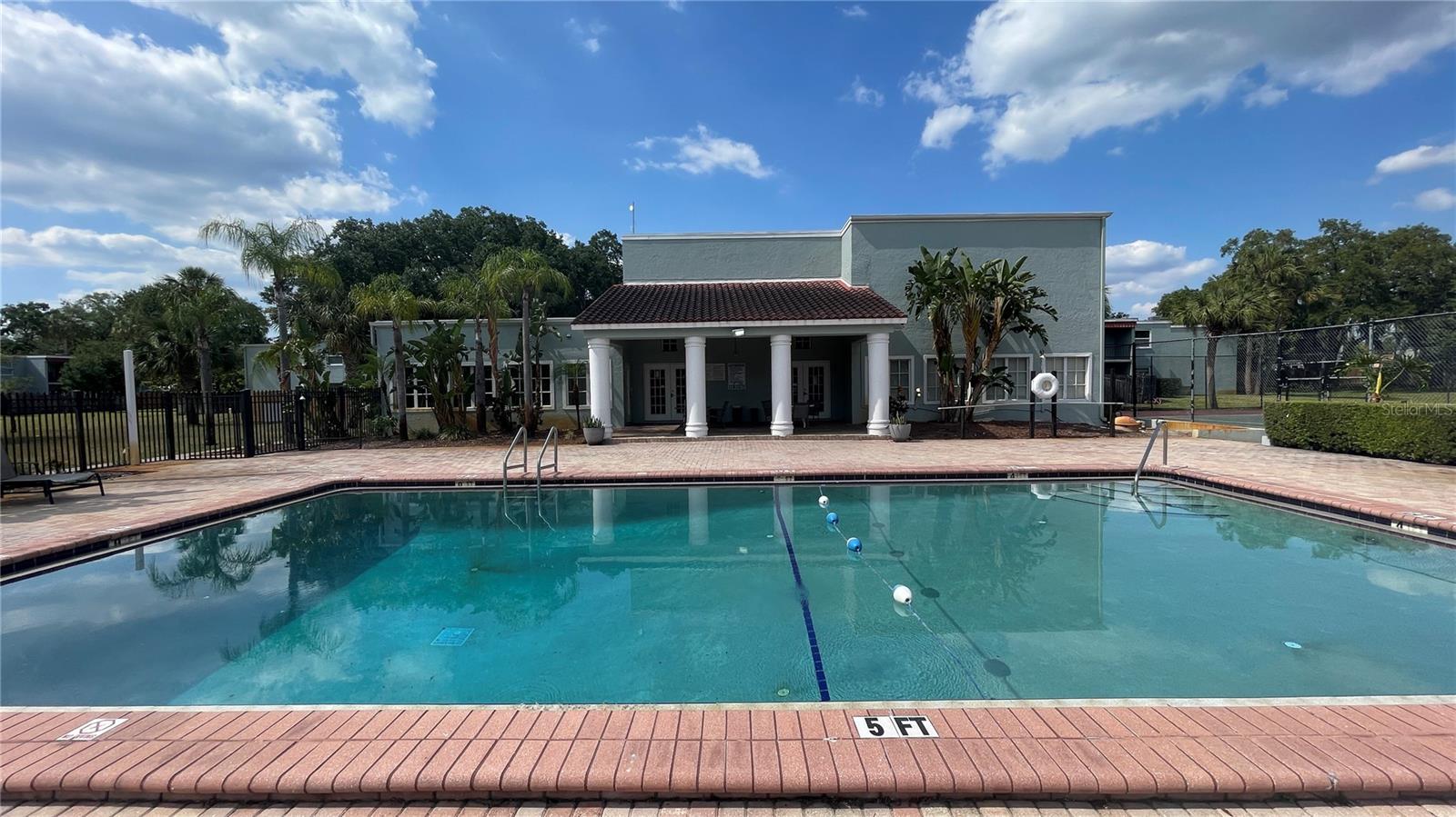 2850 SOMERSET PARK DR #201, TAMPA, FL, 33613
