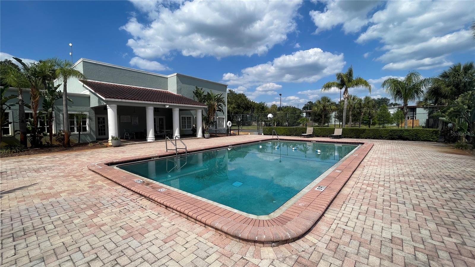 2850 SOMERSET PARK DR #201, TAMPA, FL, 33613