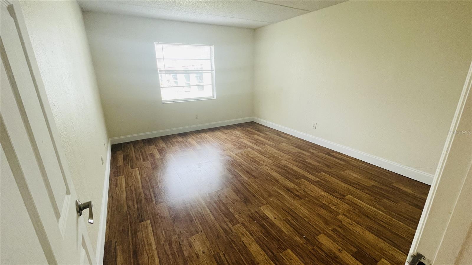 2850 SOMERSET PARK DR #201, TAMPA, FL, 33613