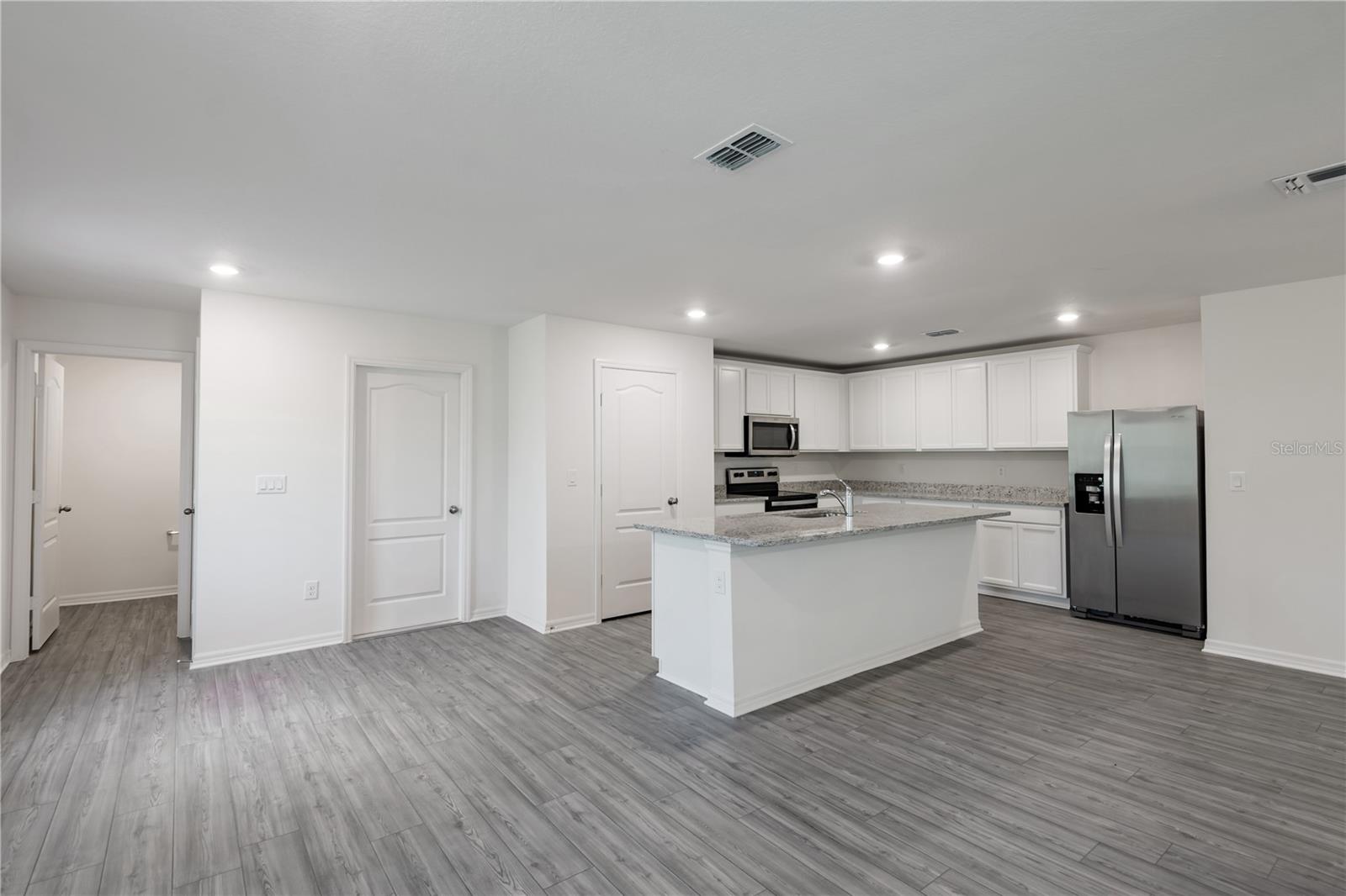 616 BAY LEAF DR, POINCIANA, FL, 34759