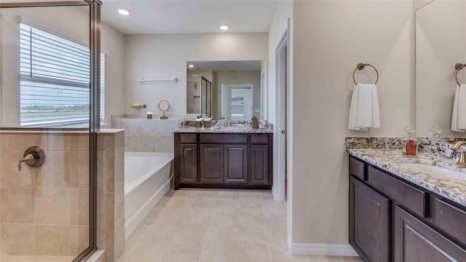 3318 AMBER WAVES DR, PLANT CITY, FL, 33565