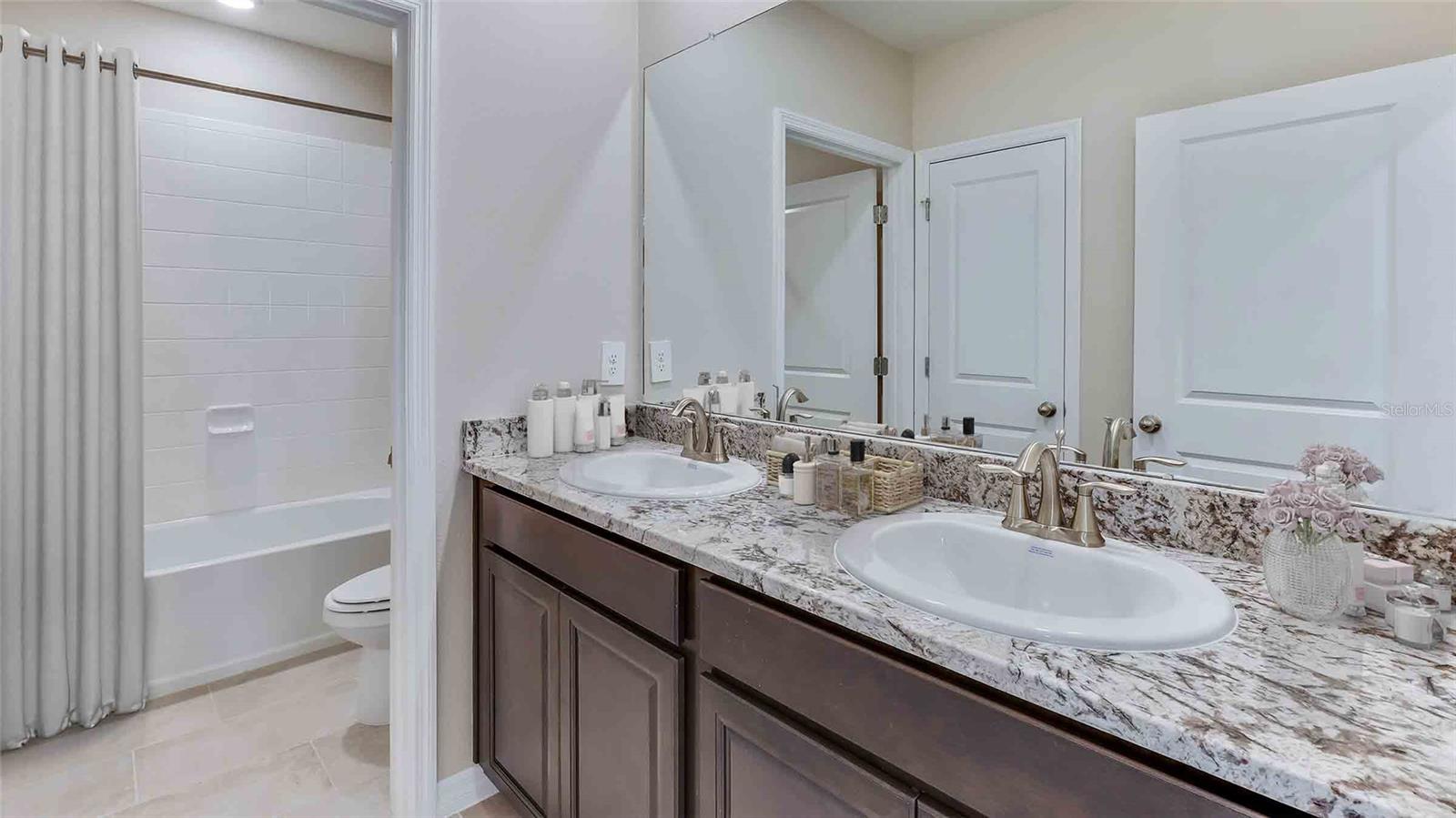 3318 AMBER WAVES DR, PLANT CITY, FL, 33565