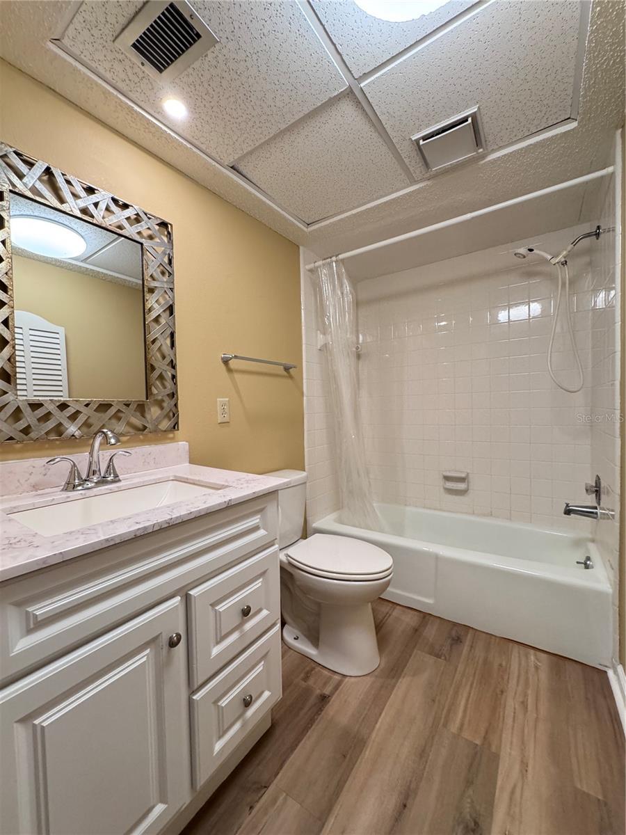 6466 SEAGULL DR #323, BRADENTON, FL, 34210