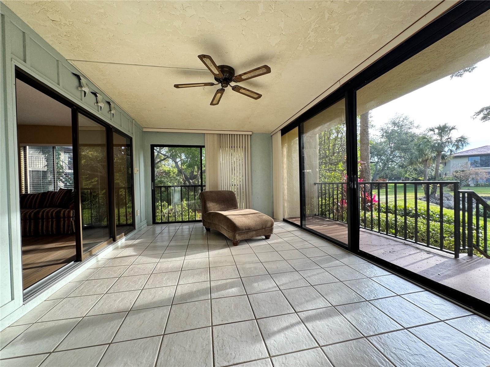 6466 SEAGULL DR #323, BRADENTON, FL, 34210