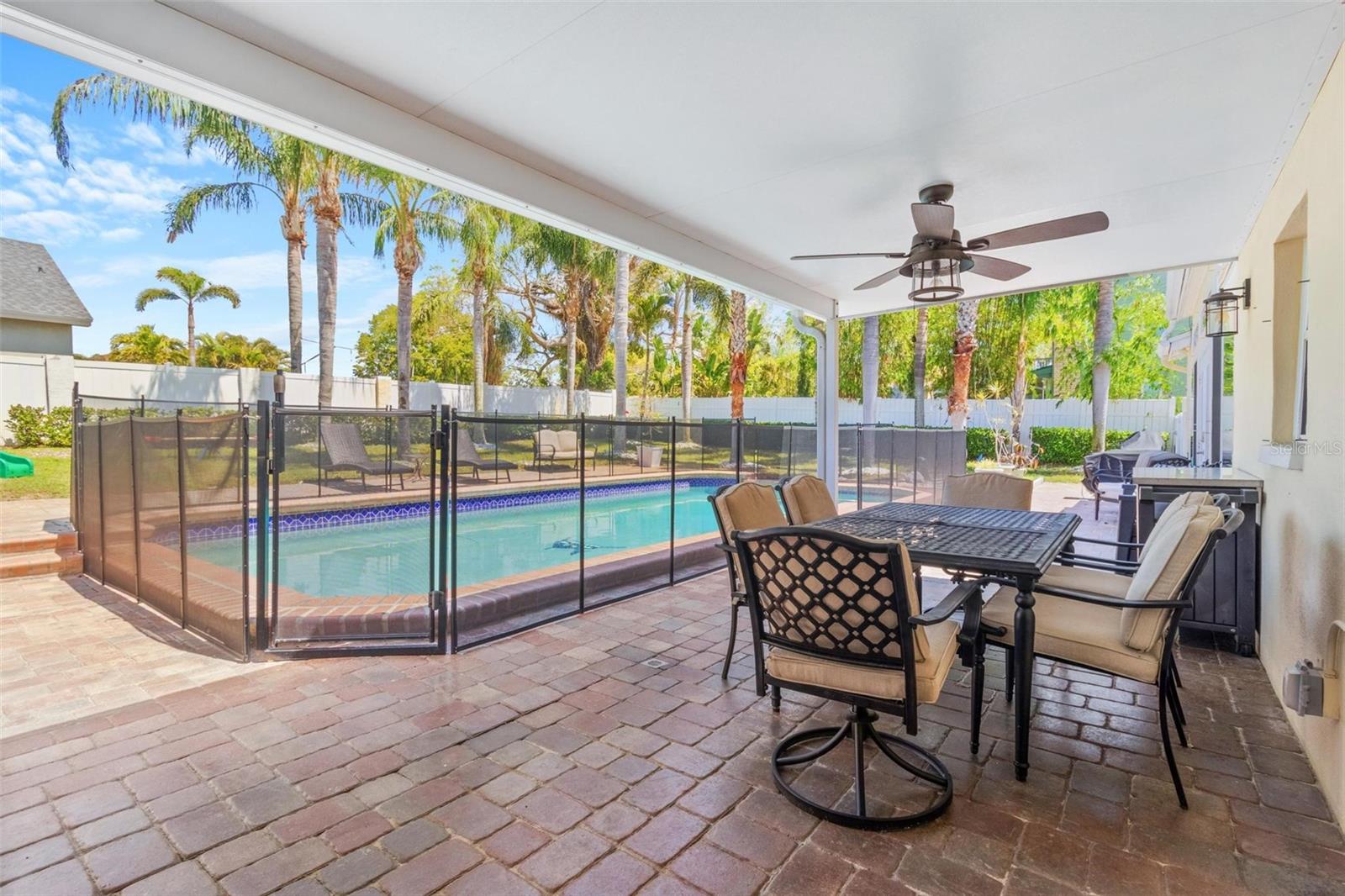 13067 FARMINGTON TRL, SEMINOLE, FL, 33776