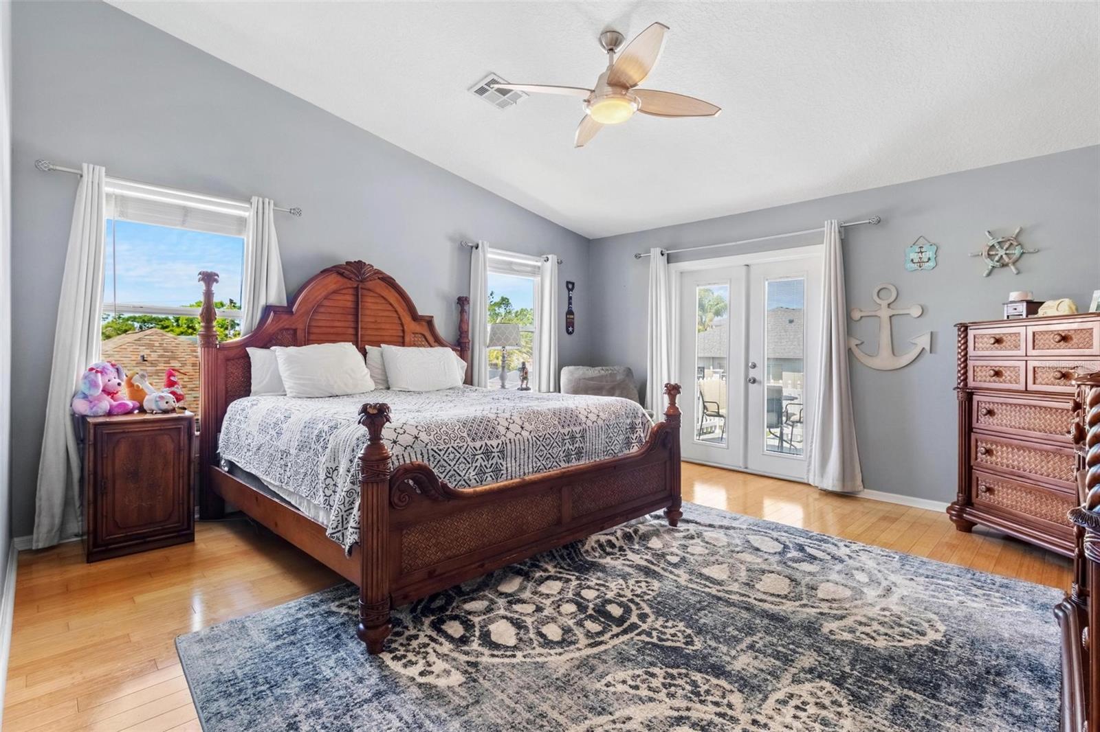 13067 FARMINGTON TRL, SEMINOLE, FL, 33776
