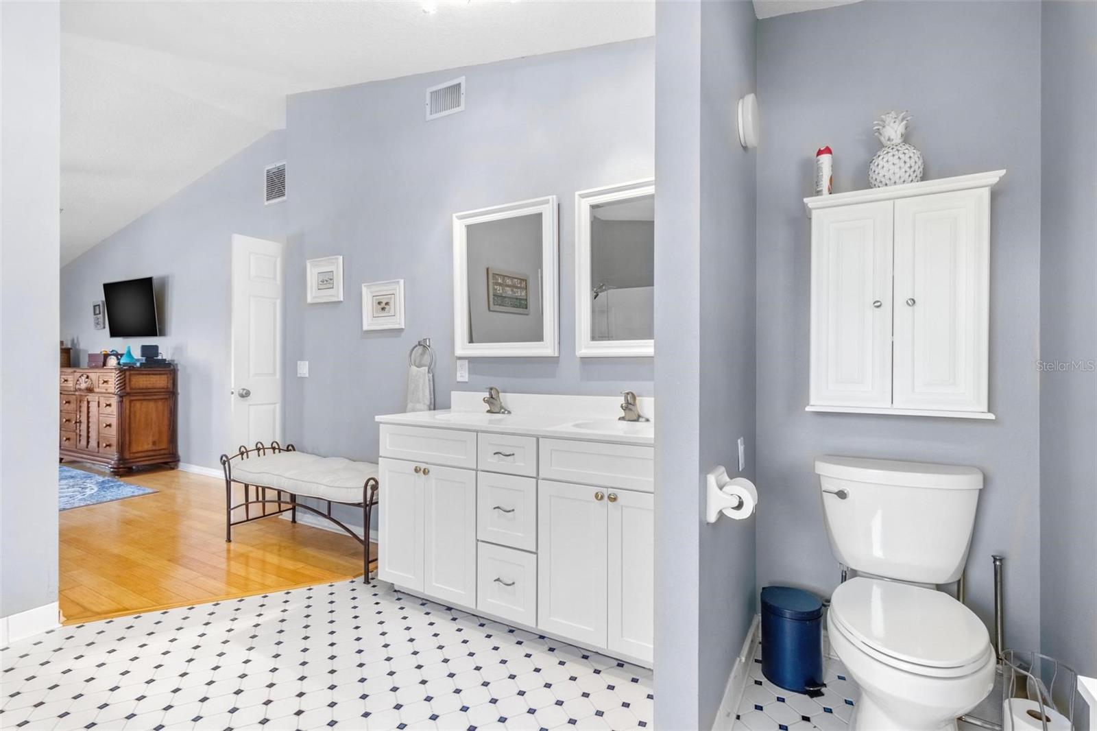 13067 FARMINGTON TRL, SEMINOLE, FL, 33776