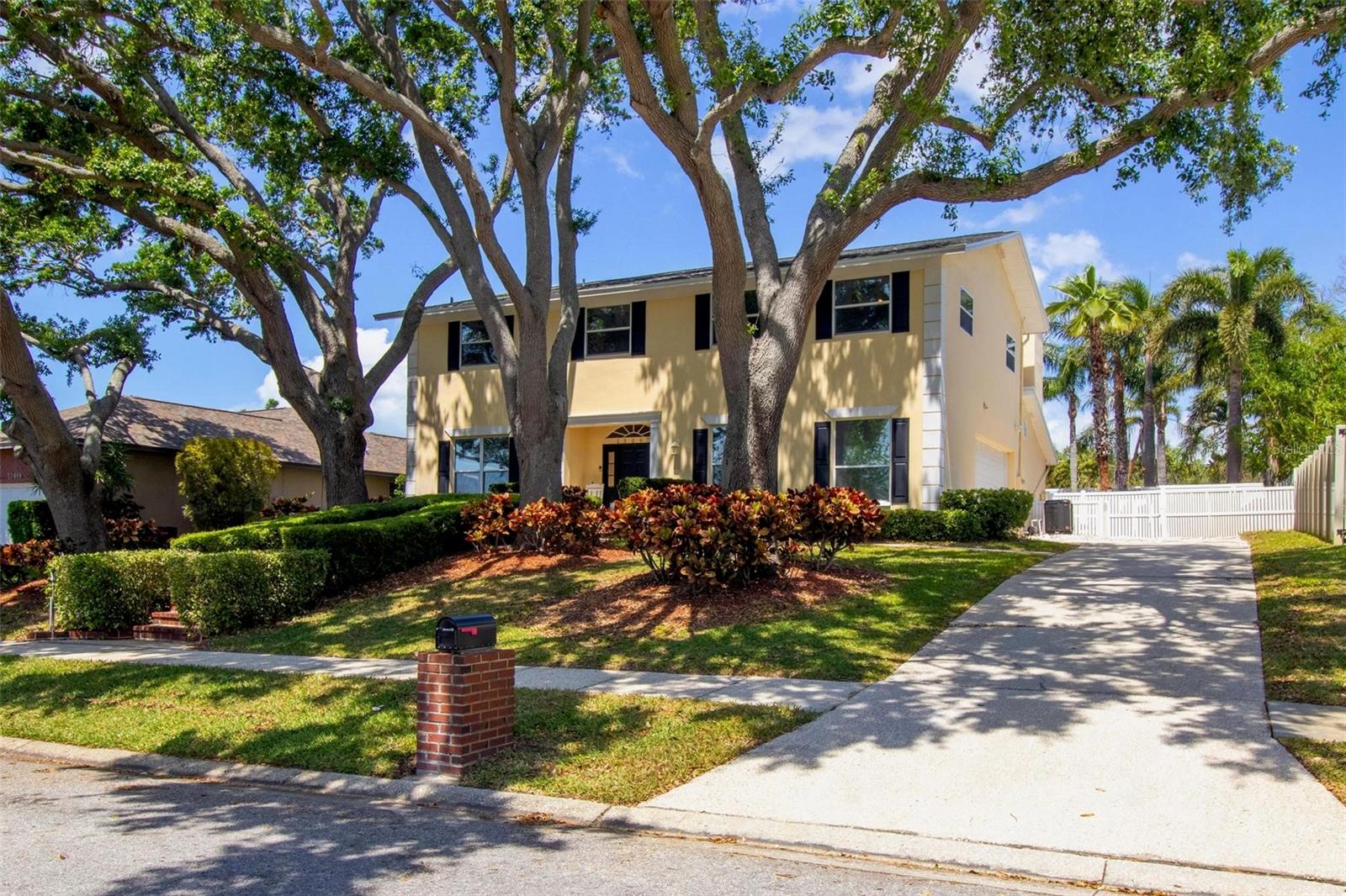 13067 FARMINGTON TRL, SEMINOLE, FL, 33776