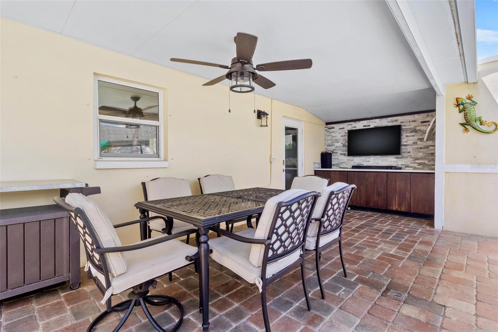 13067 FARMINGTON TRL, SEMINOLE, FL, 33776