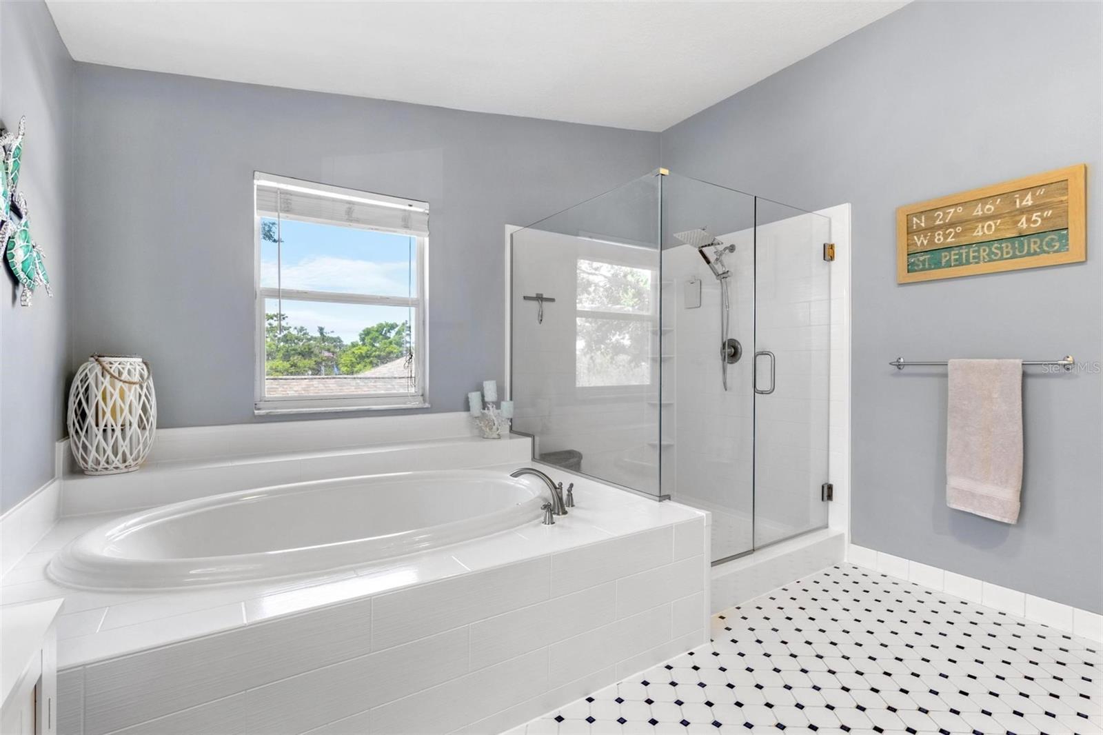 13067 FARMINGTON TRL, SEMINOLE, FL, 33776