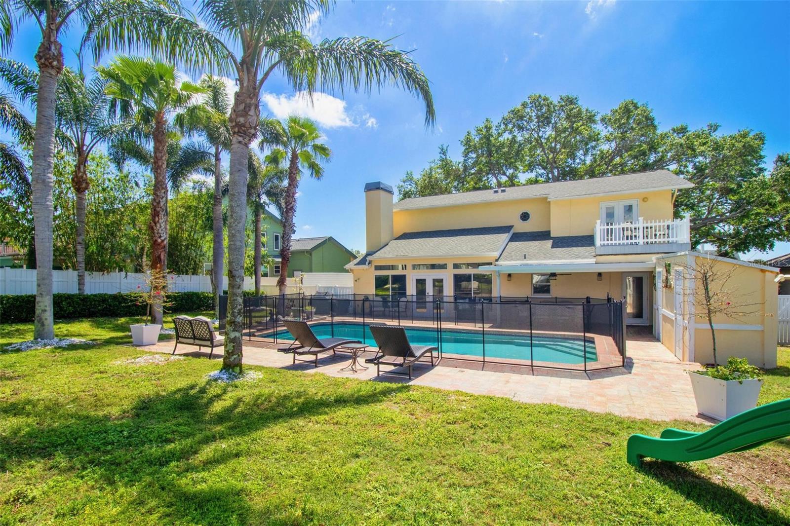13067 FARMINGTON TRL, SEMINOLE, FL, 33776