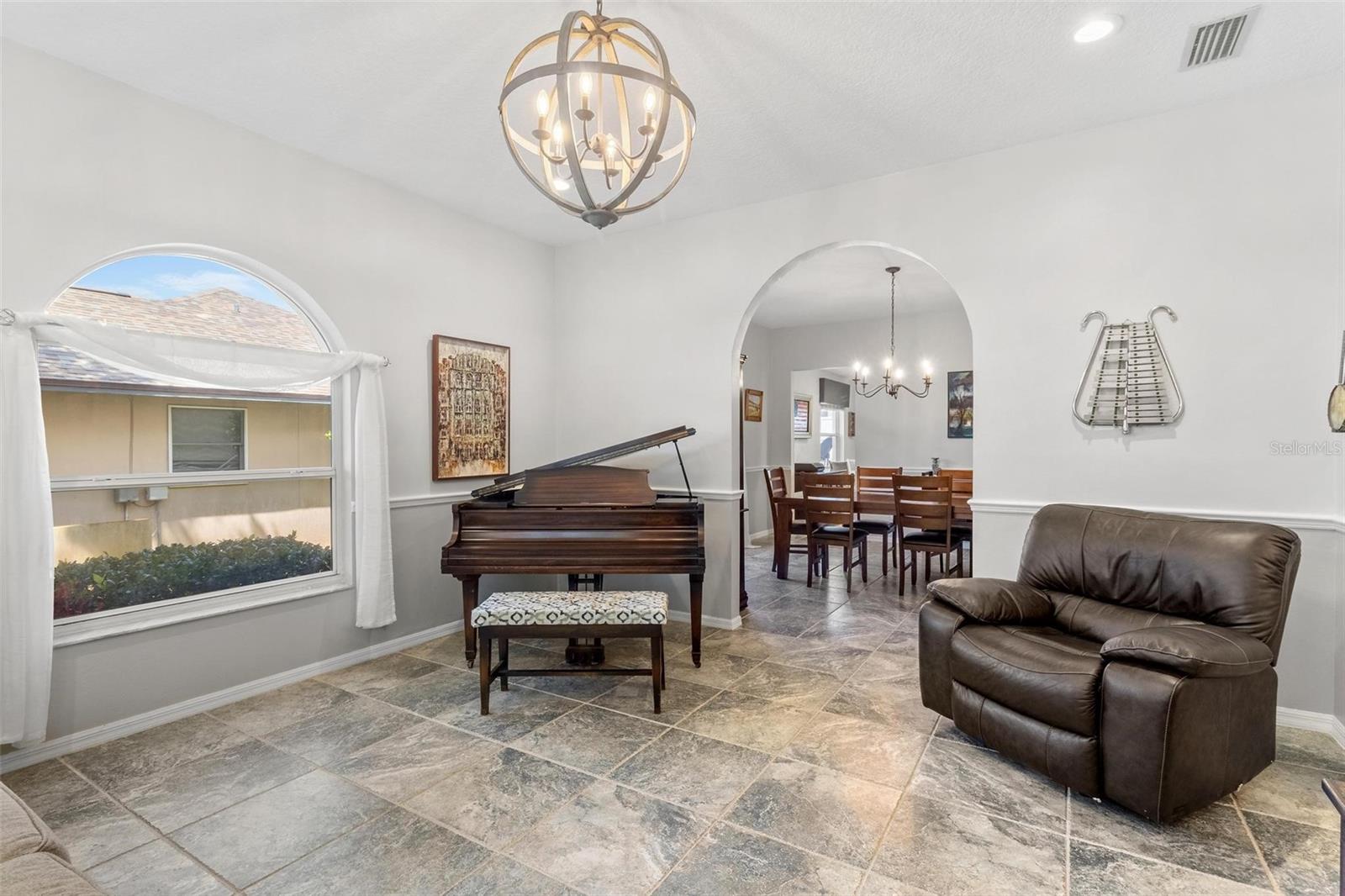 13067 FARMINGTON TRL, SEMINOLE, FL, 33776