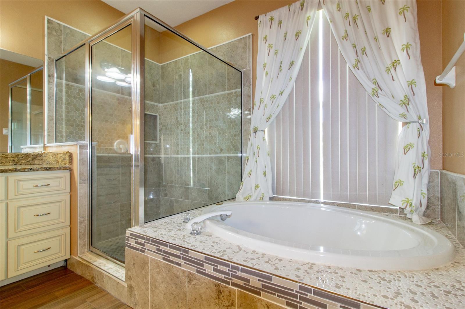 6626 ROYAL FOREST DR, LAKELAND, FL, 33811