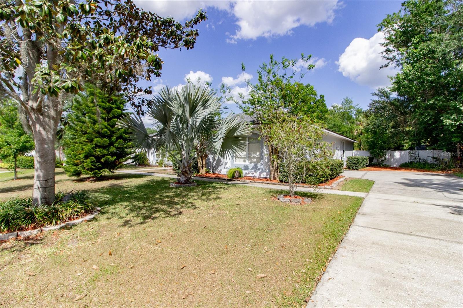6626 ROYAL FOREST DR, LAKELAND, FL, 33811
