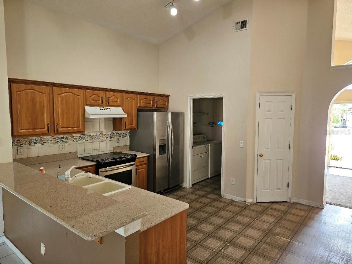 4526 OAKTON DR, ORLANDO, FL, 32818