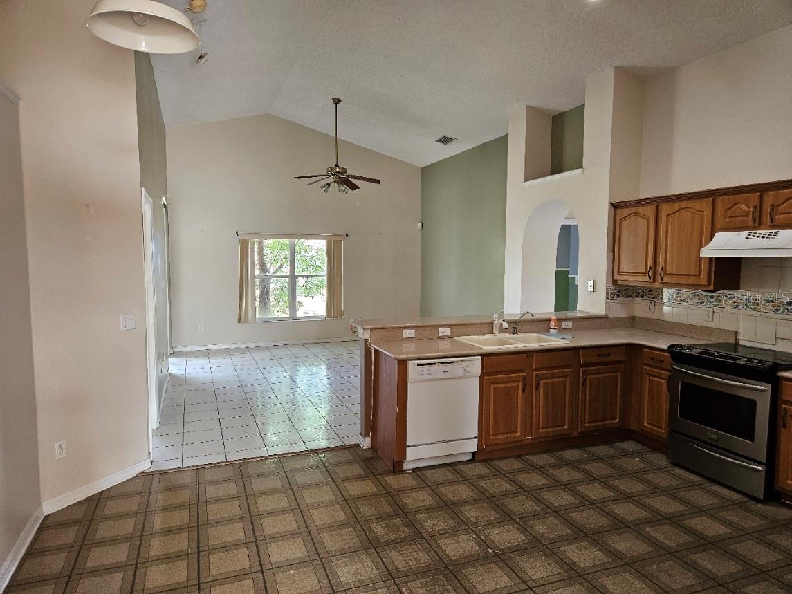 4526 OAKTON DR, ORLANDO, FL, 32818