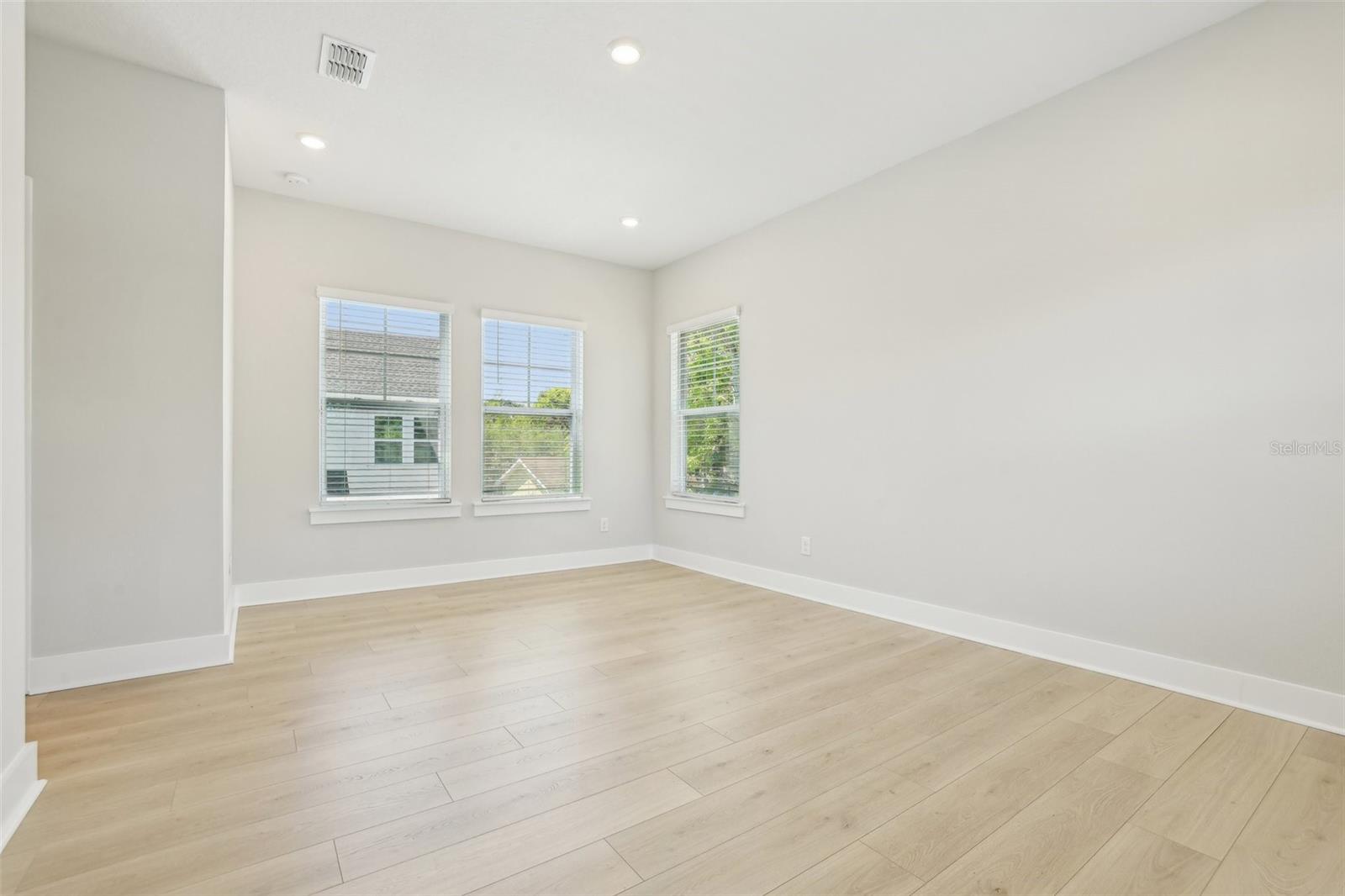 214 E HARDING ST, ORLANDO, FL, 32806