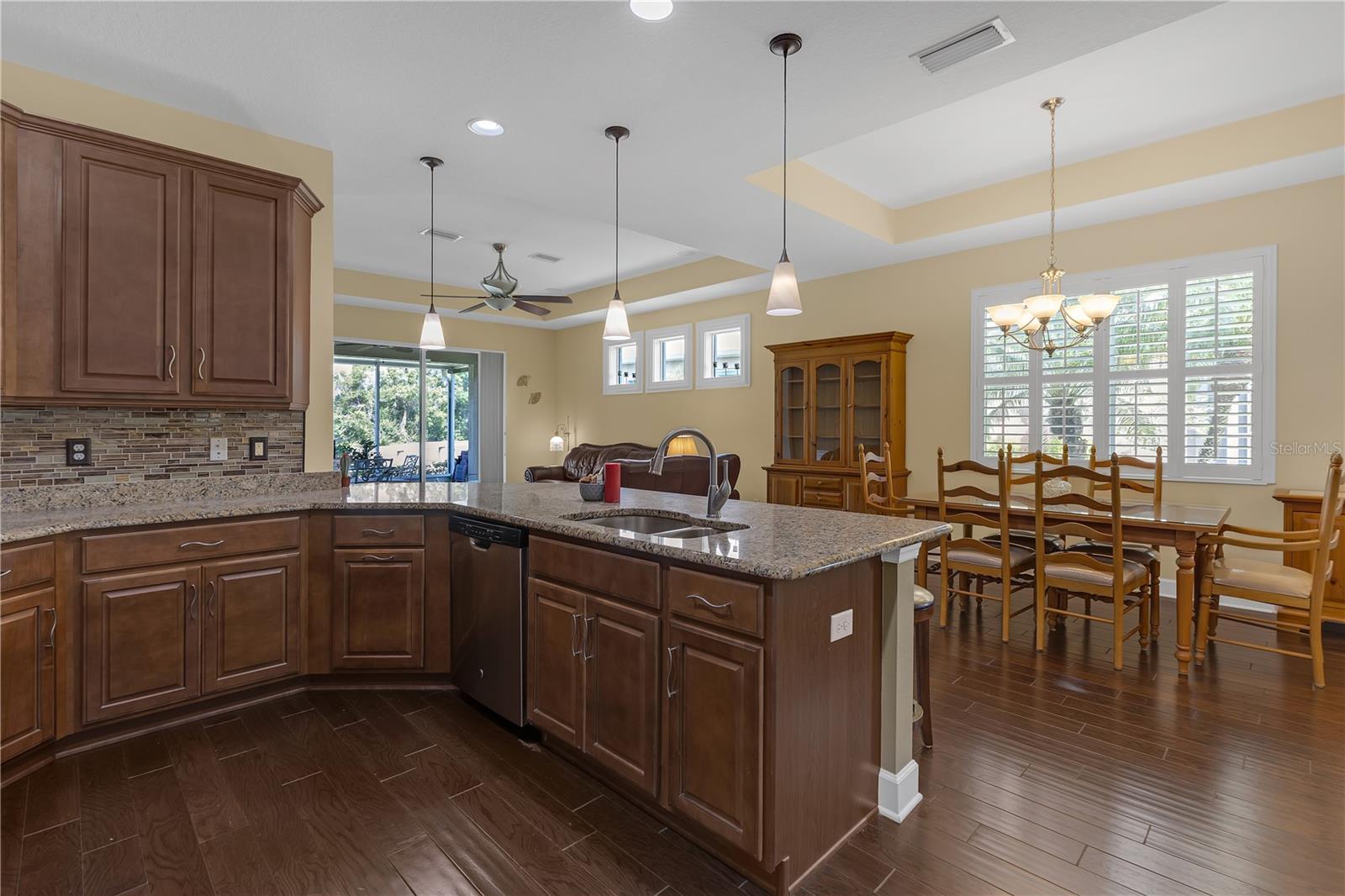2419 RICHMOND GREENS CT, SUN CITY CENTER, FL, 33573