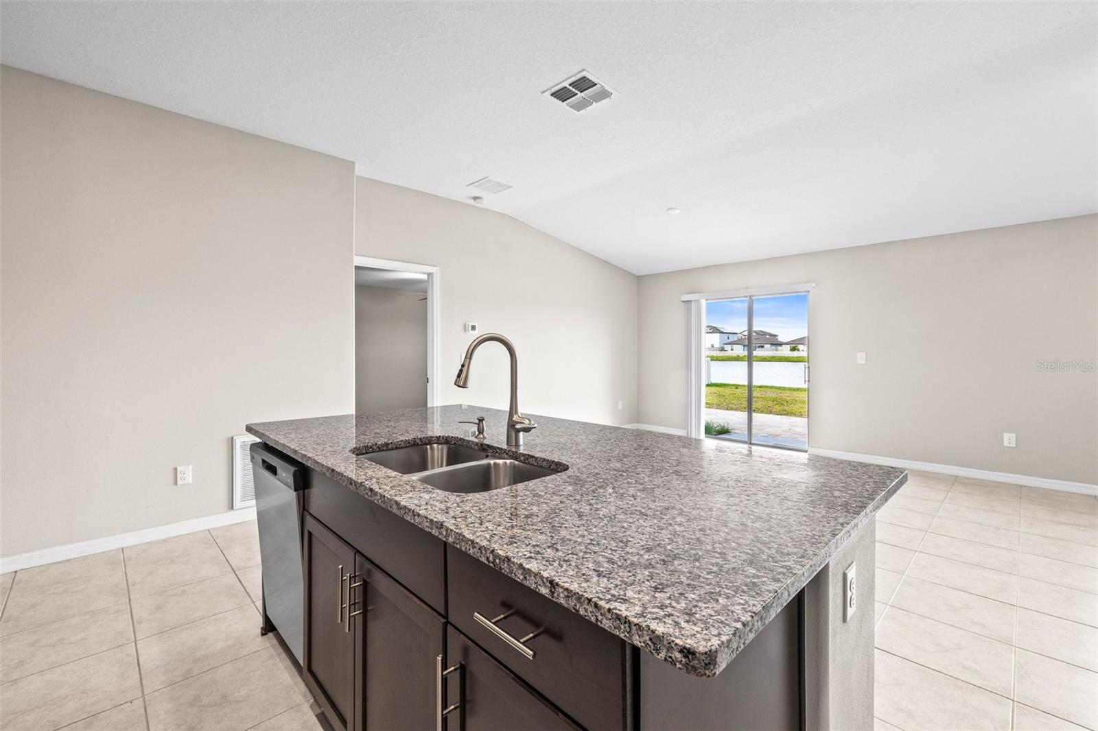 16633 SUNBURST LAKE ST S, WIMAUMA, FL, 33598