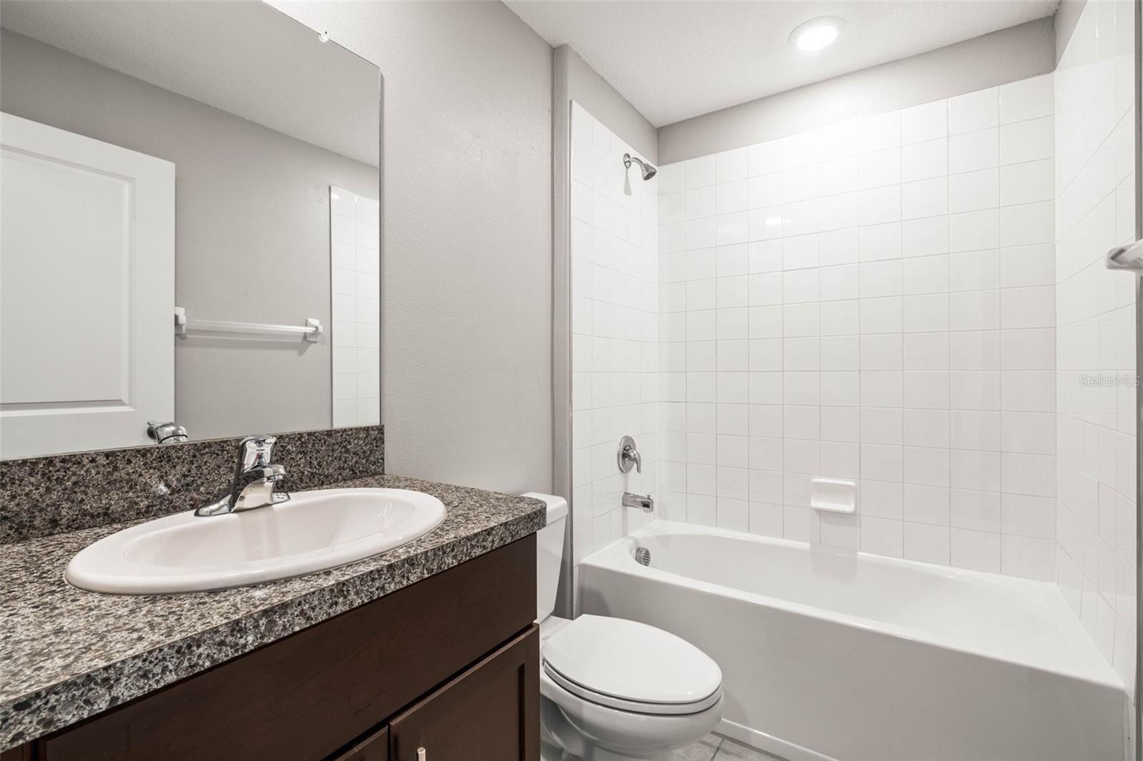 16633 SUNBURST LAKE ST S, WIMAUMA, FL, 33598