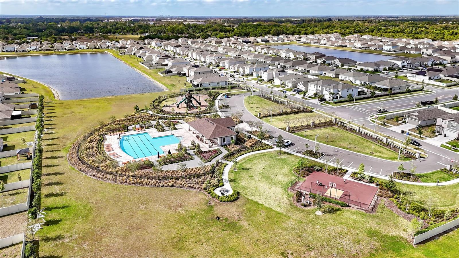 16633 SUNBURST LAKE ST S, WIMAUMA, FL, 33598