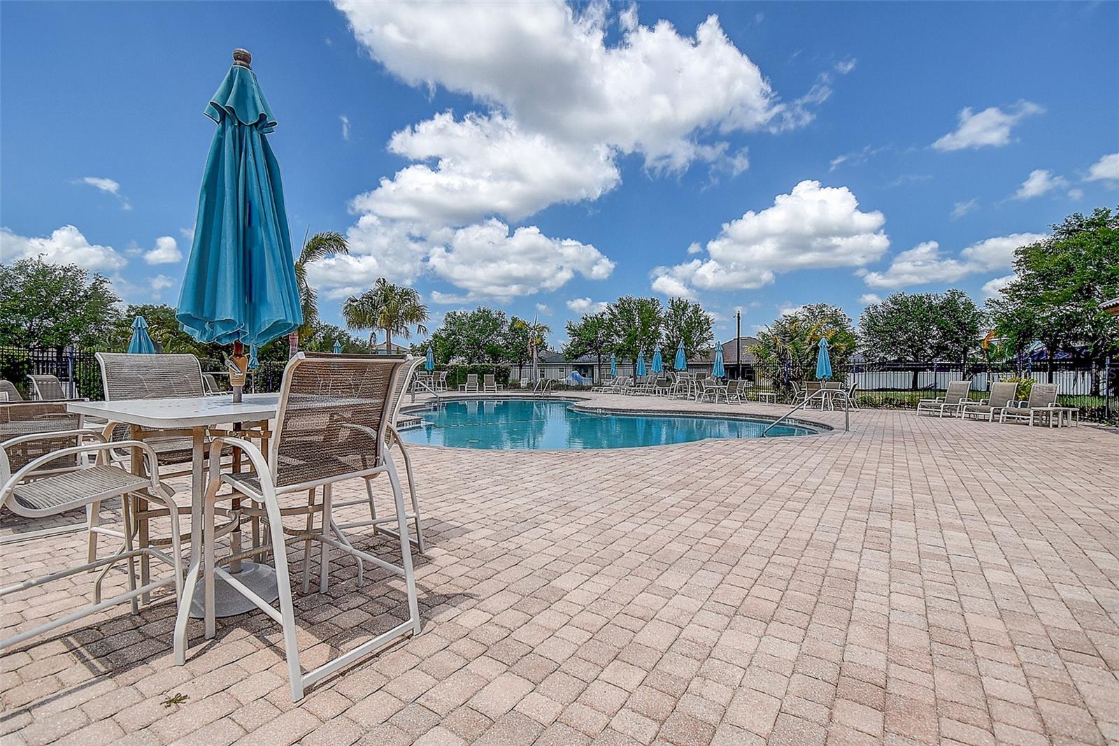 1820 MIRA LAGO CIR, RUSKIN, FL, 33570