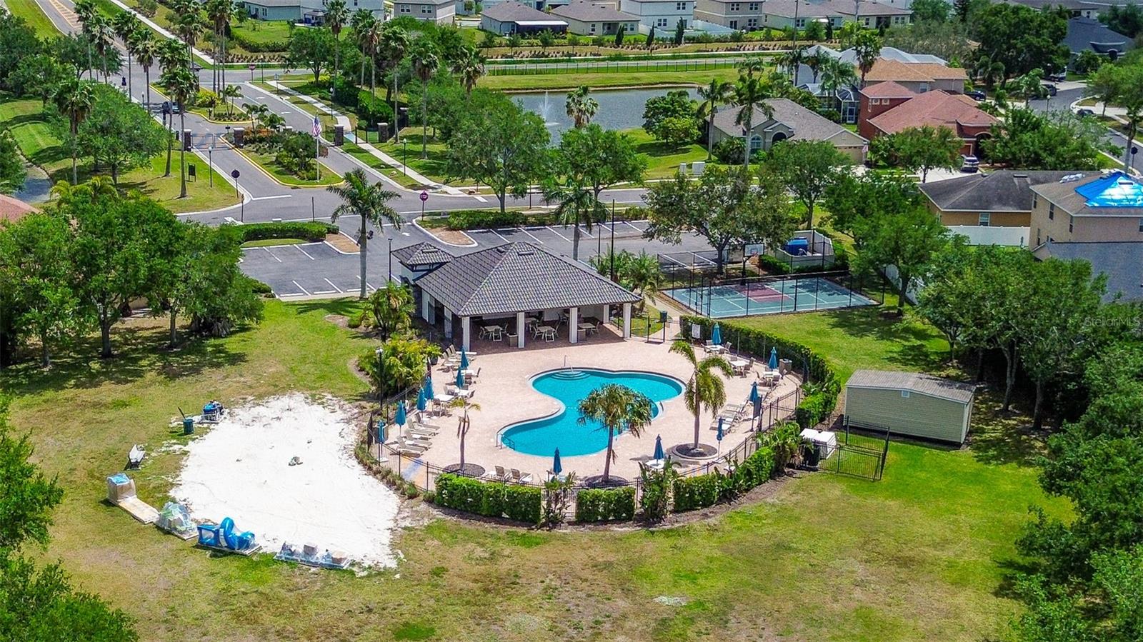 1820 MIRA LAGO CIR, RUSKIN, FL, 33570