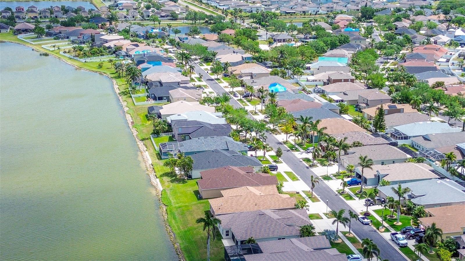 1820 MIRA LAGO CIR, RUSKIN, FL, 33570