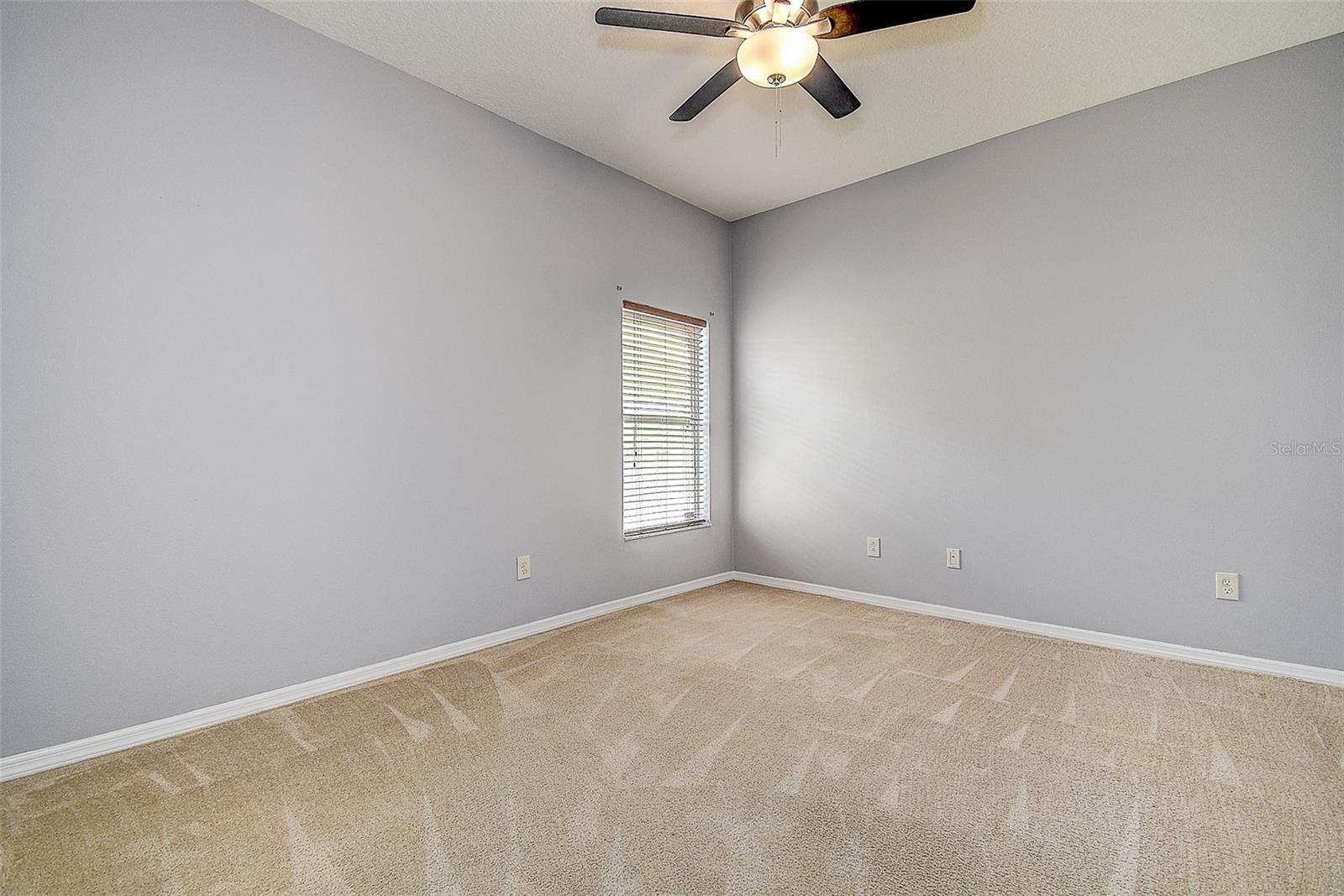 1820 MIRA LAGO CIR, RUSKIN, FL, 33570