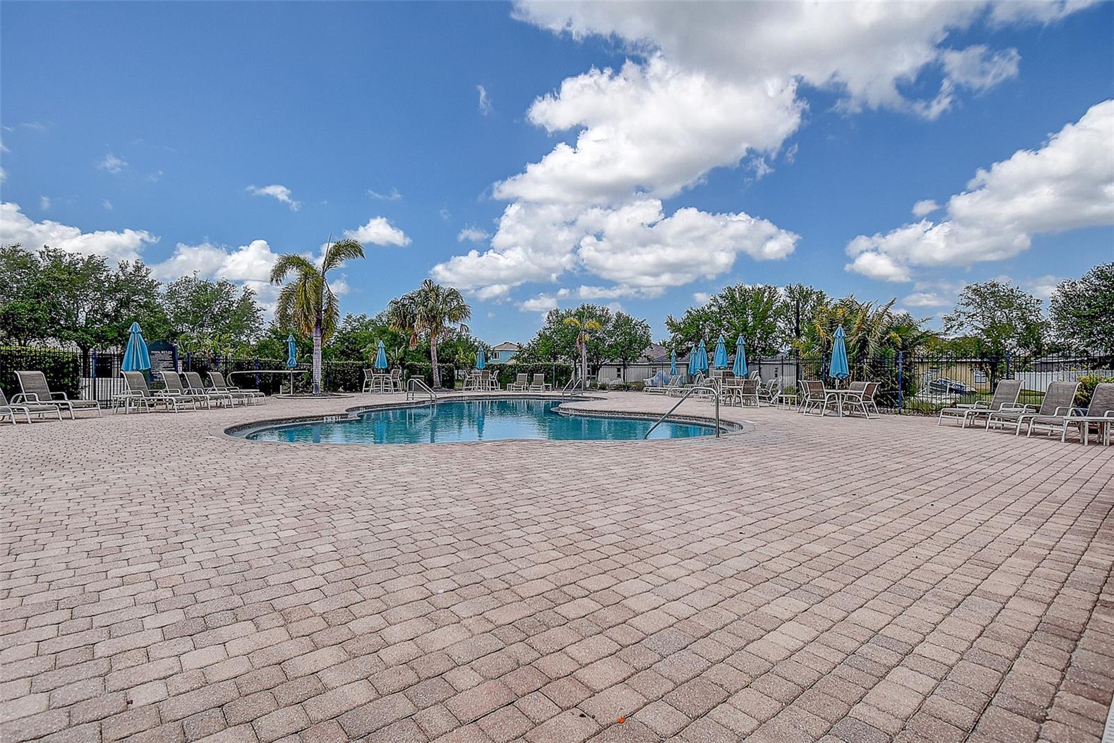 1820 MIRA LAGO CIR, RUSKIN, FL, 33570