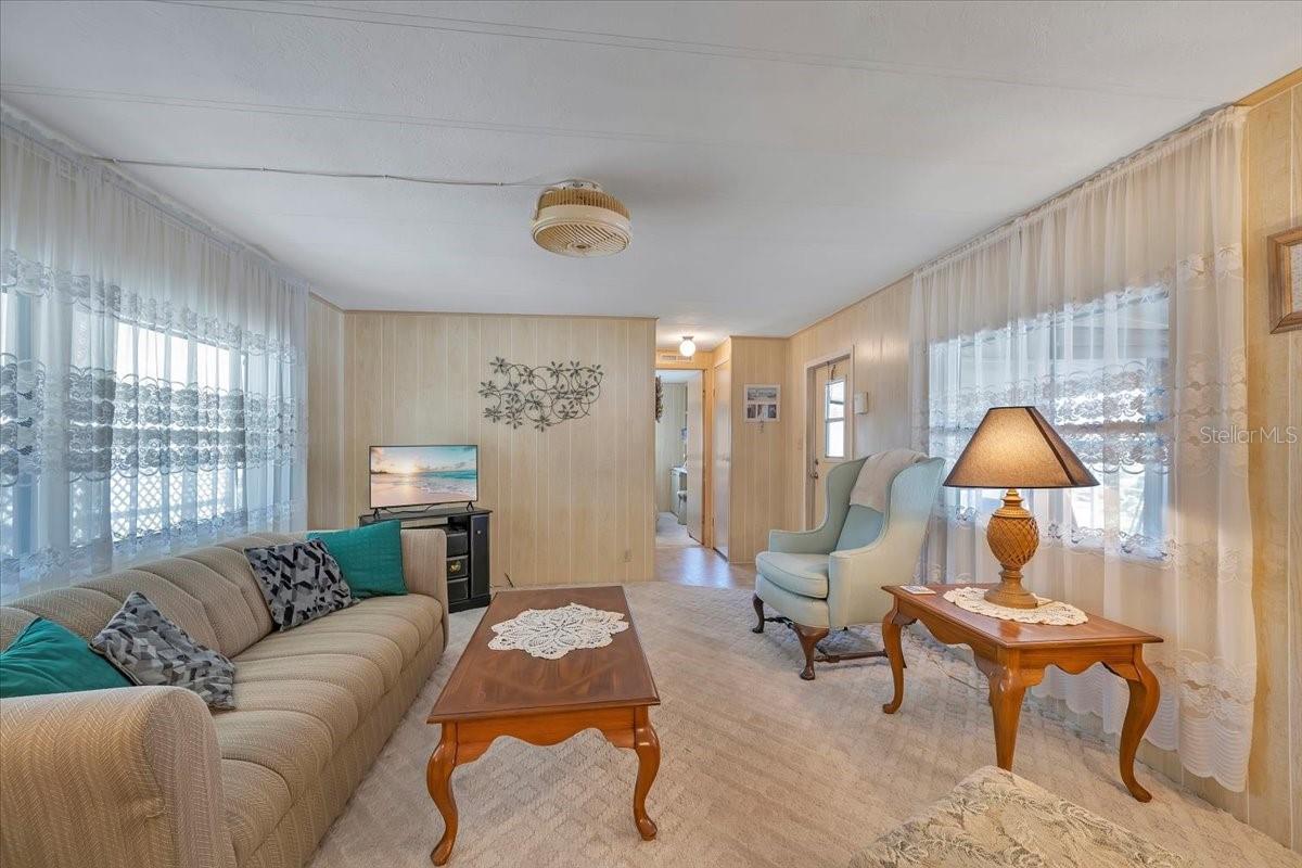 305 MONROE DR, LAKELAND, FL, 33809