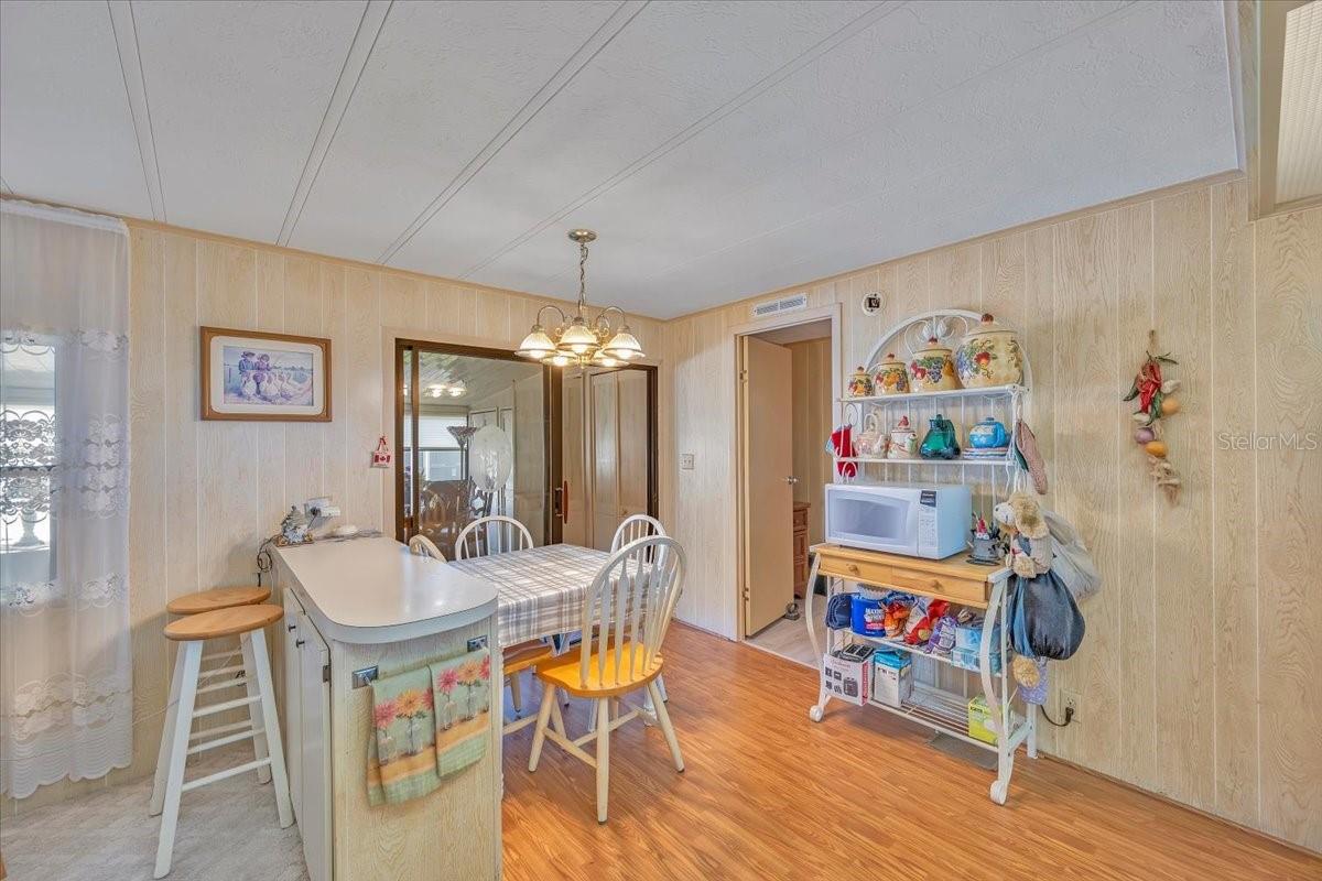305 MONROE DR, LAKELAND, FL, 33809
