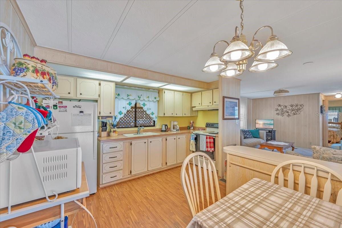 305 MONROE DR, LAKELAND, FL, 33809