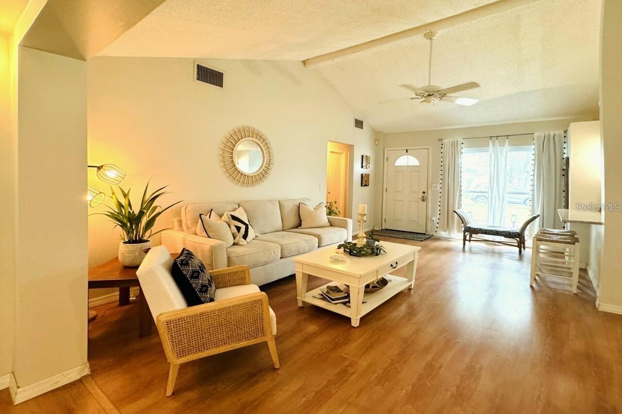11928 MANDARIN CT, SEMINOLE, FL, 33772