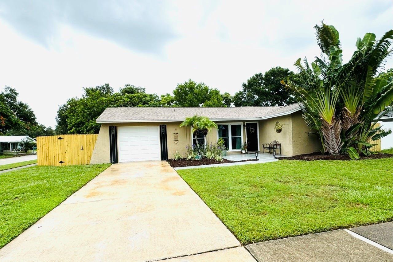 11928 MANDARIN CT, SEMINOLE, FL, 33772