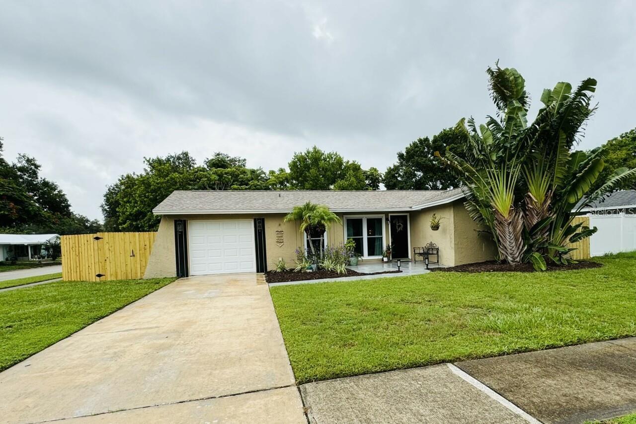 11928 MANDARIN CT, SEMINOLE, FL, 33772