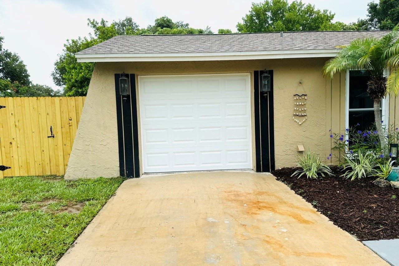 11928 MANDARIN CT, SEMINOLE, FL, 33772
