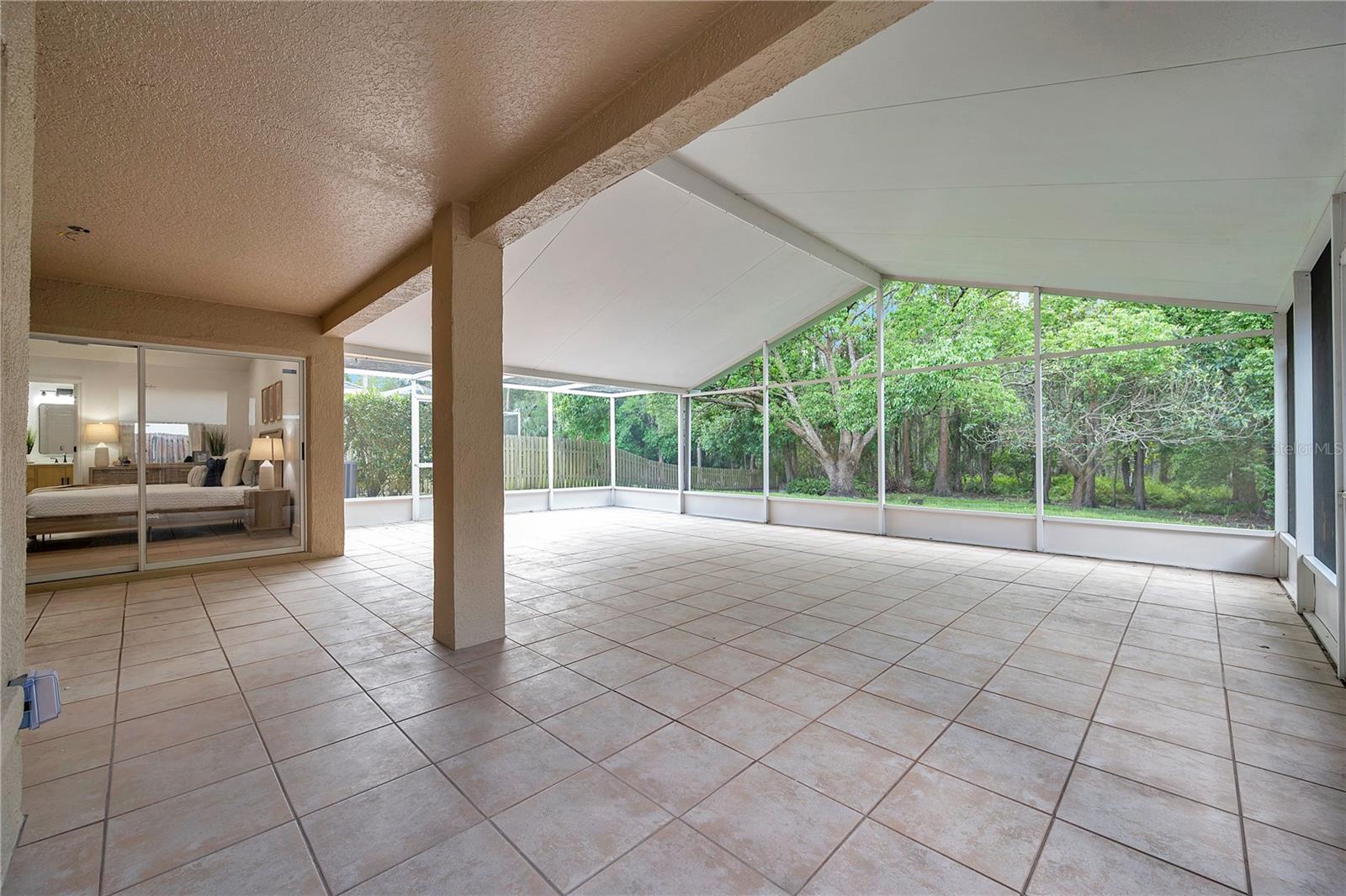 19728 MORDEN BLUSH DR, LUTZ, FL, 33558