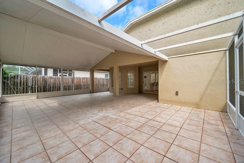 19728 MORDEN BLUSH DR, LUTZ, FL, 33558