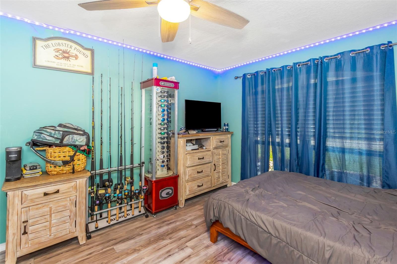 424 ISLAND CAY WAY, APOLLO BEACH, FL, 33572