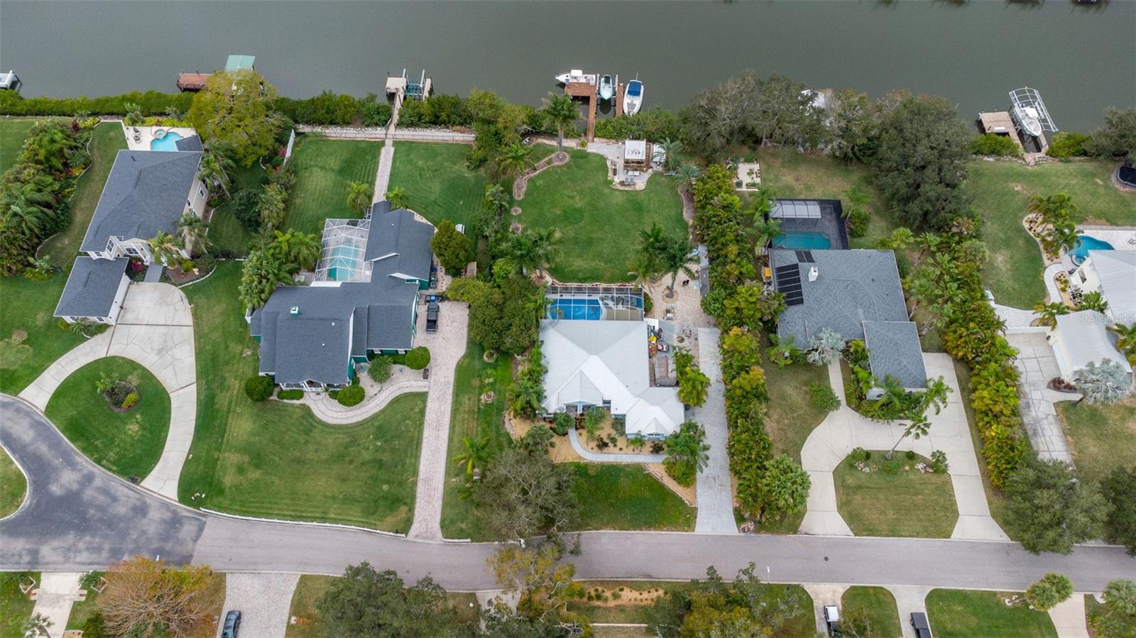 424 ISLAND CAY WAY, APOLLO BEACH, FL, 33572