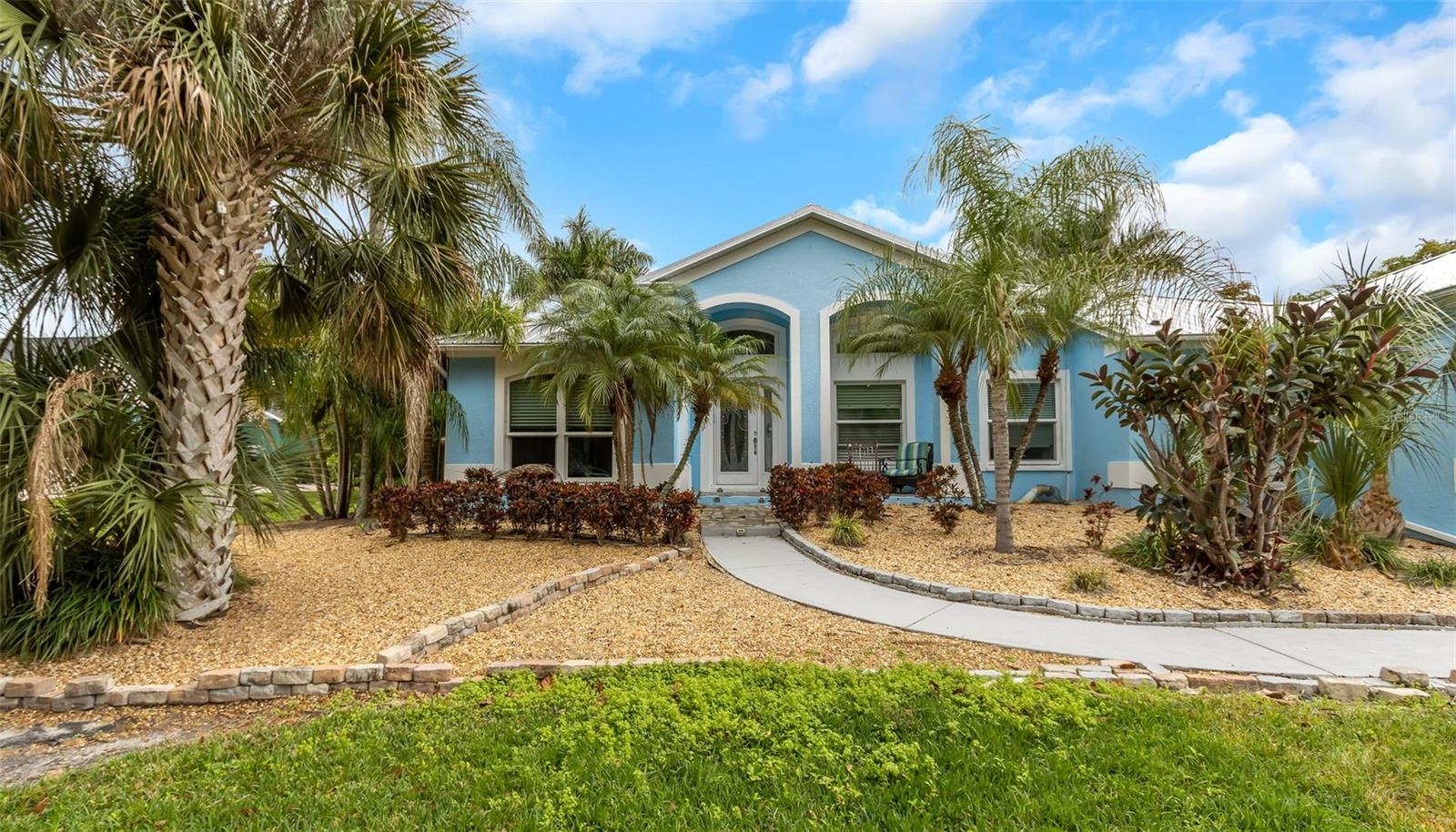 424 ISLAND CAY WAY, APOLLO BEACH, FL, 33572