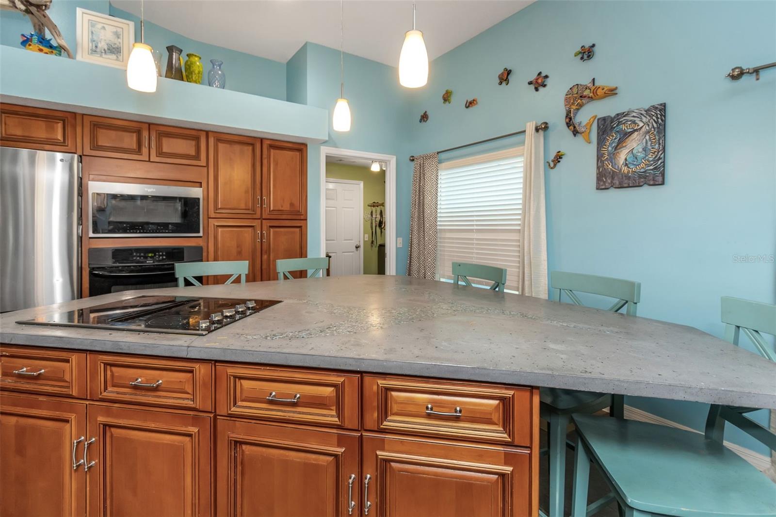 424 ISLAND CAY WAY, APOLLO BEACH, FL, 33572