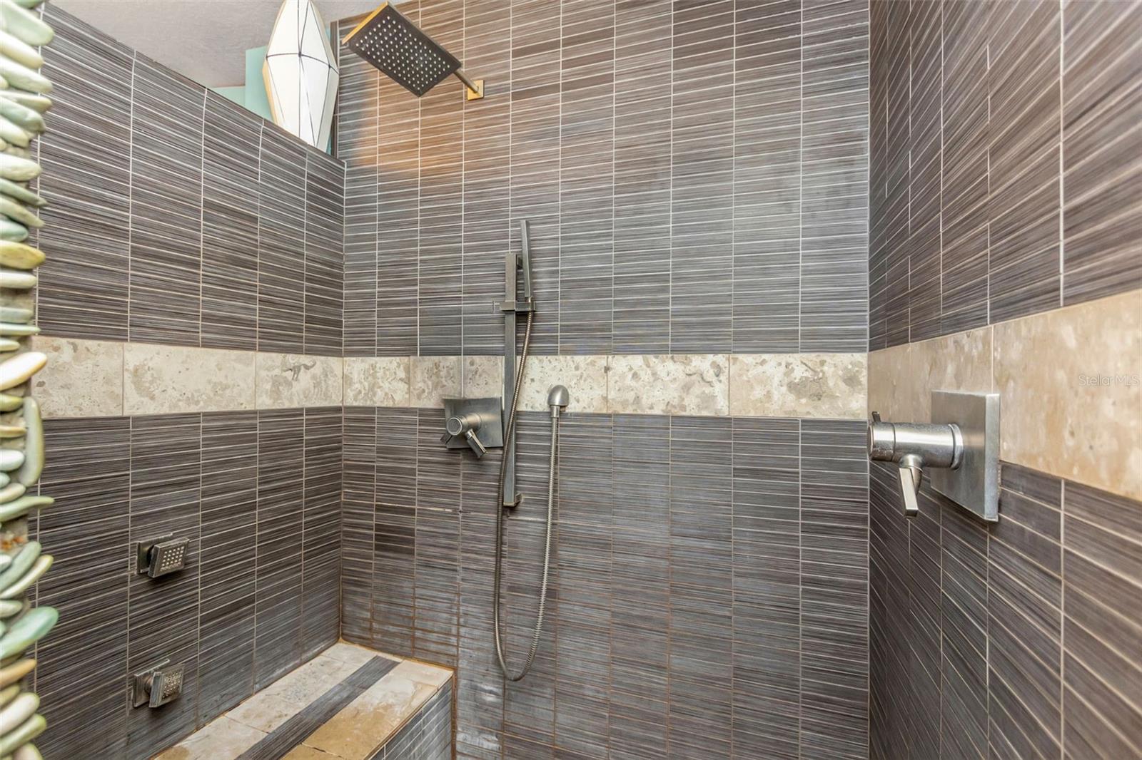 424 ISLAND CAY WAY, APOLLO BEACH, FL, 33572