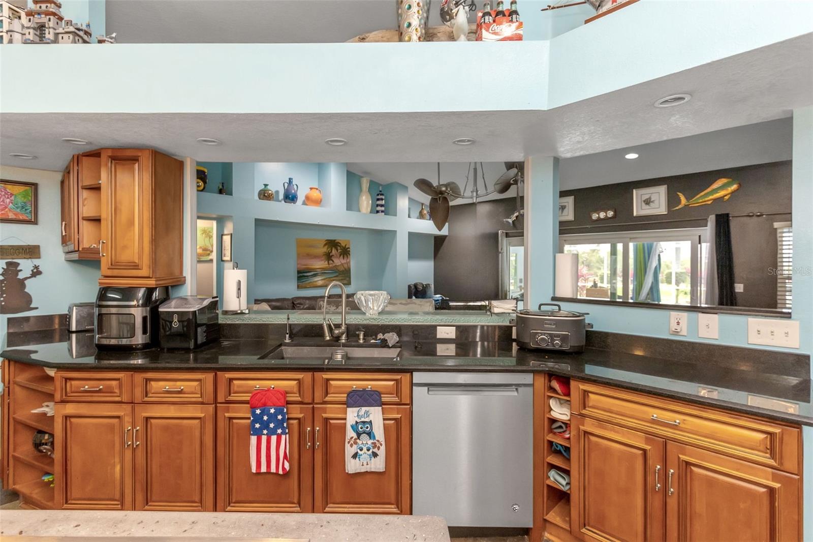 424 ISLAND CAY WAY, APOLLO BEACH, FL, 33572