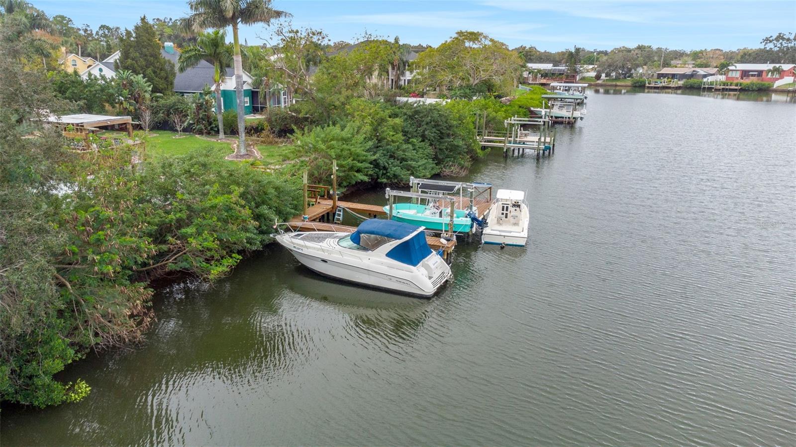 424 ISLAND CAY WAY, APOLLO BEACH, FL, 33572